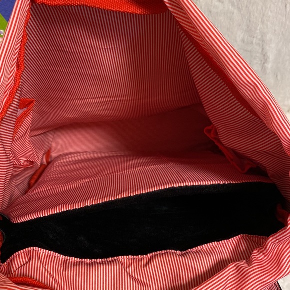 Journeyman backpack with a fur padded soft laptop sleeve. - Picture 3 of 3